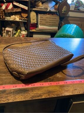 Directions crossbody bag